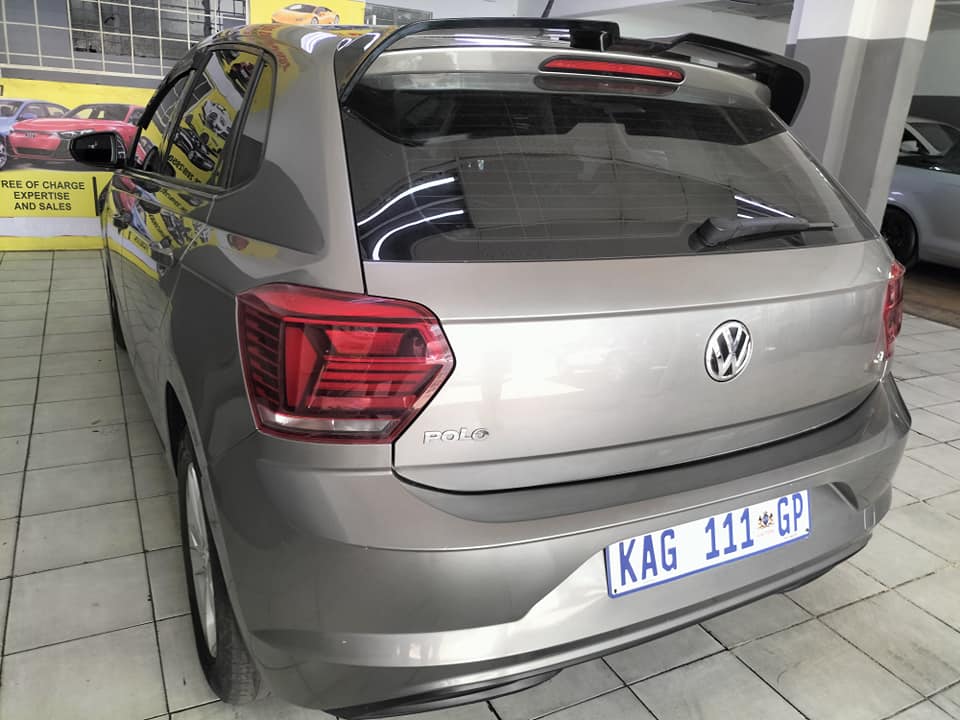 2019 vw polo 8 1.0 Auto, 92000km, grey Petrol, sparekey