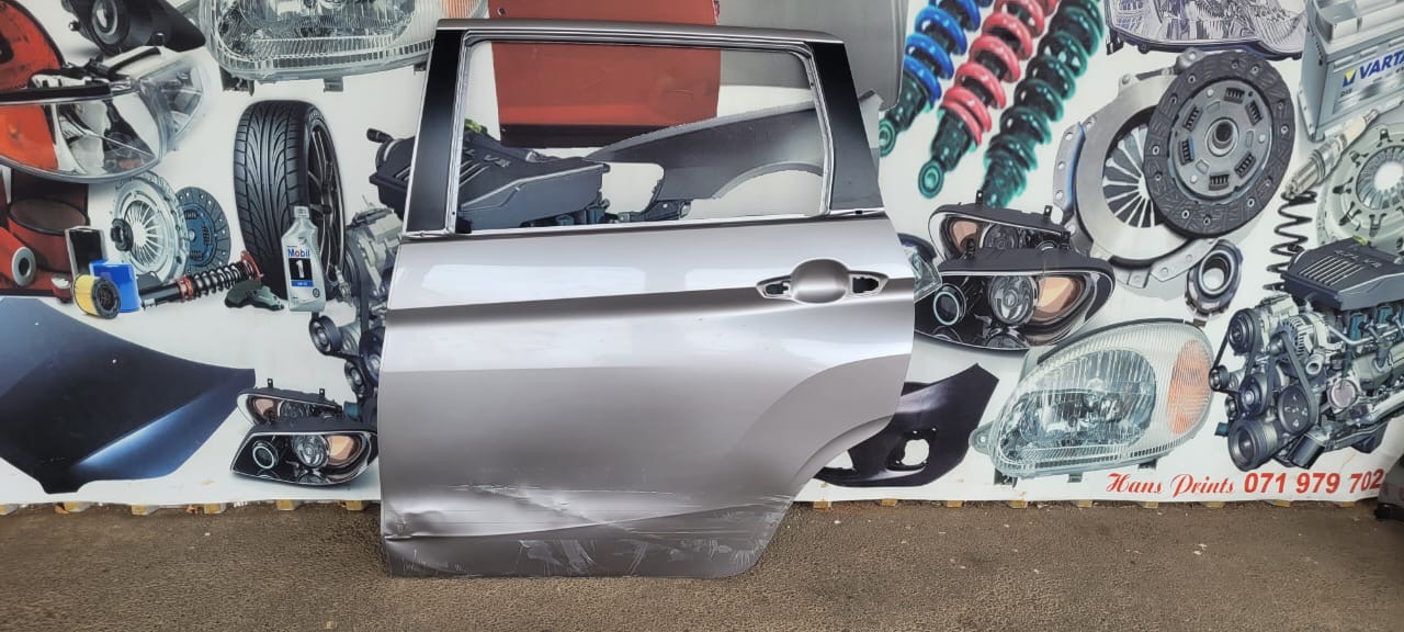 2023 MITSUBISHI XPANDER LEFT REAR DOOR SHELL FOR SALE - Private Seller 2023 MITSUBISHI XPANDER LEFT REAR DOOR SHELL FOR SALE - Private Seller