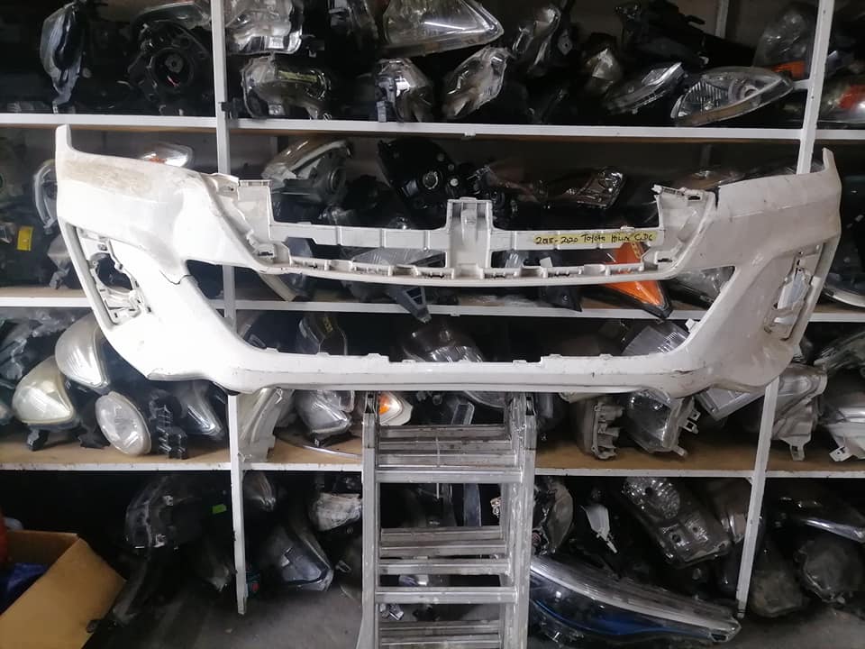 Toyota Hilux GD6 white bumper DM or contact number in the description for assistance. - Private Seller Toyota Hilux GD6 white bumper DM or contact number in the description for assistance. - Private Seller