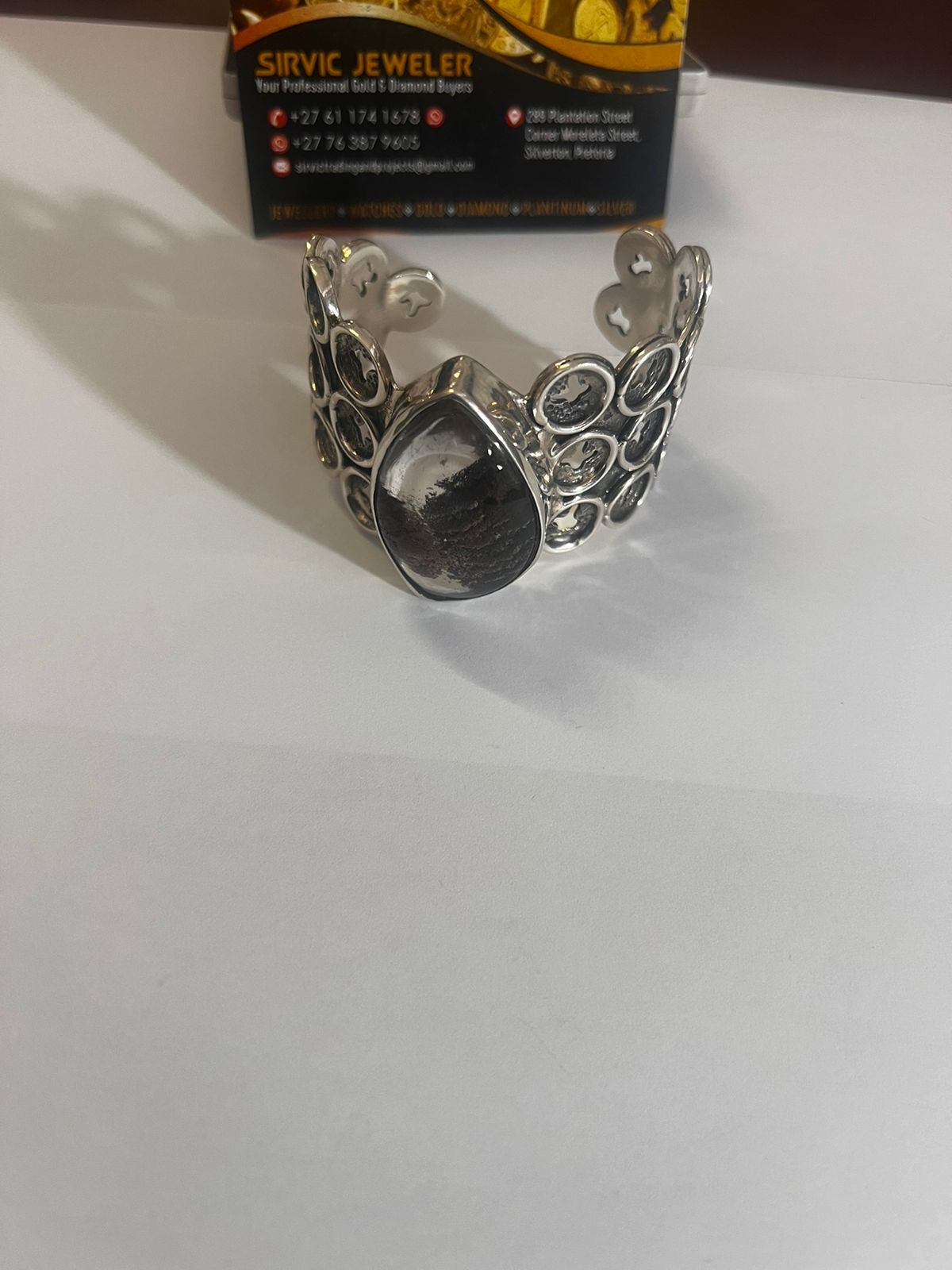 Vintage 925 Silver Ladies Hand Bangle