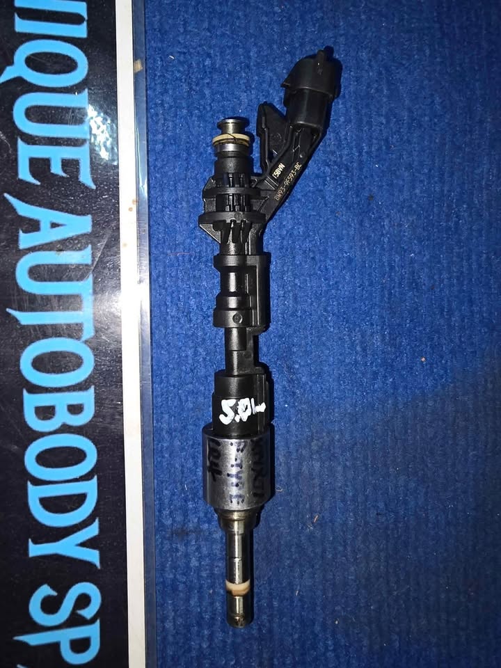 Land Rover / Jaguar Fuel Injector - Private Seller Land Rover / Jaguar Fuel Injector - Private Seller