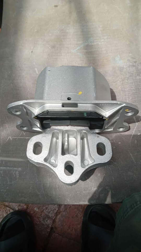 MINI cooper engine mounts - Private Seller MINI cooper engine mounts - Private Seller