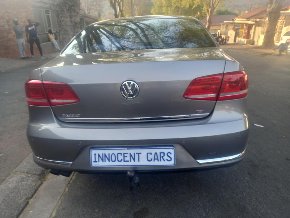 2013 VW PASSAT SEDAN 1.8 TSI ENGINE PETROL, AUTOMATIC, MILEAGE 86000KMS, GREY COLOR