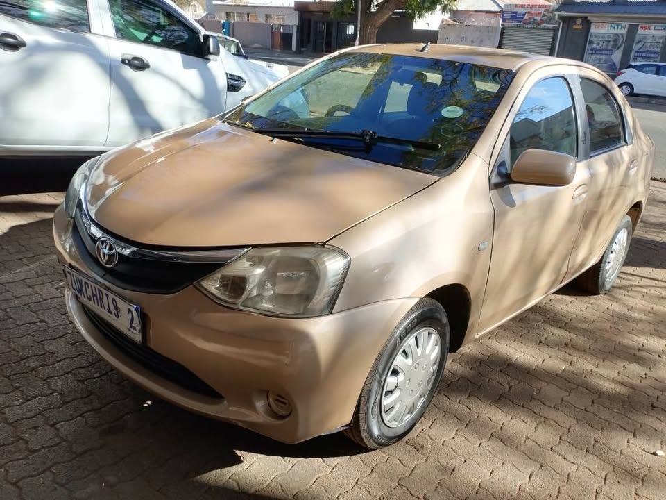 2016 TOYOTA ETIOS 1.5 SEDAN MANUAL  PETROL   CODE 2 PRICE R75,000 CONTACT MR CHRIS  CEO