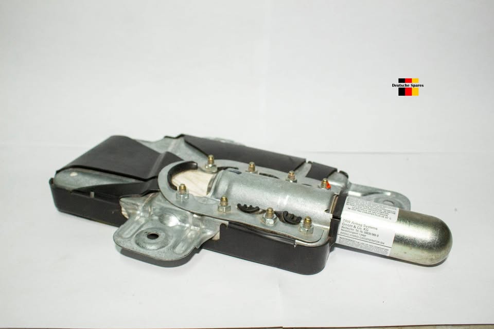 BMW E46 FRONT DRIVER SIDE RIGHT DOOR USED AIRBAG OEM : 347037230042 PRICE : - Private Seller