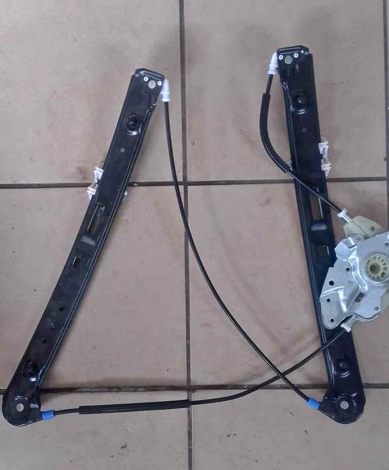 BMW E46 RF window mechanism - Private Seller BMW E46 RF window mechanism - Private Seller