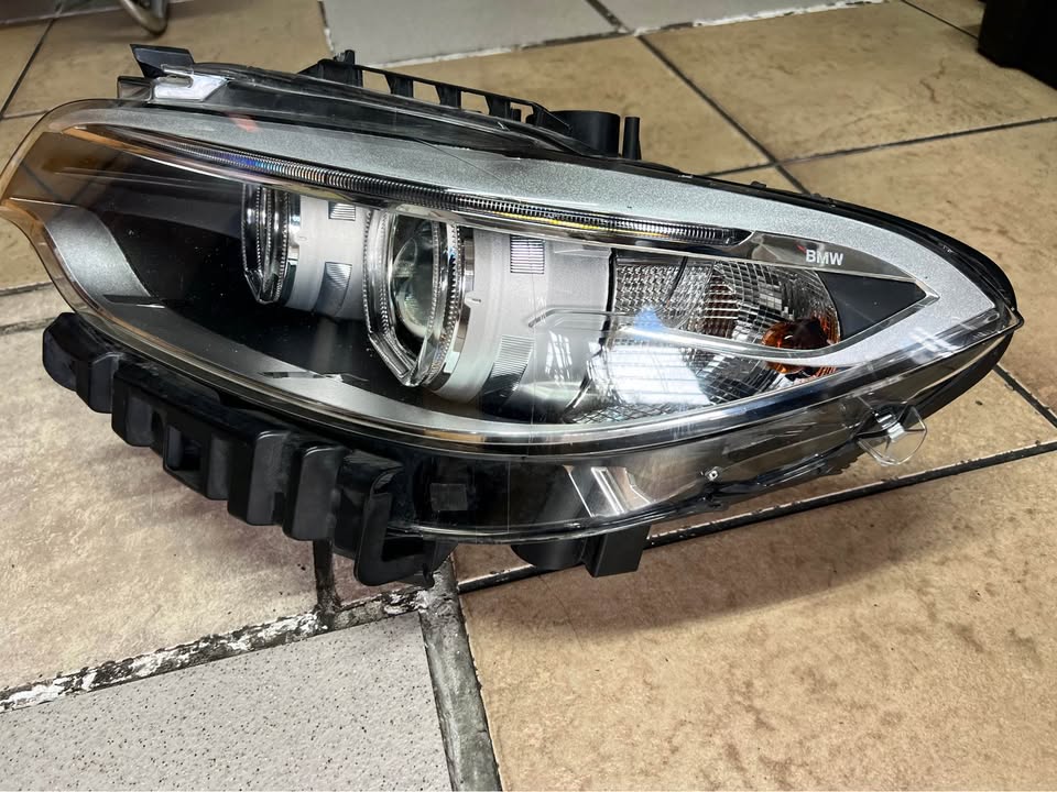 Bmw F22 Xenon headlight - Private Seller Bmw F22 Xenon headlight - Private Seller