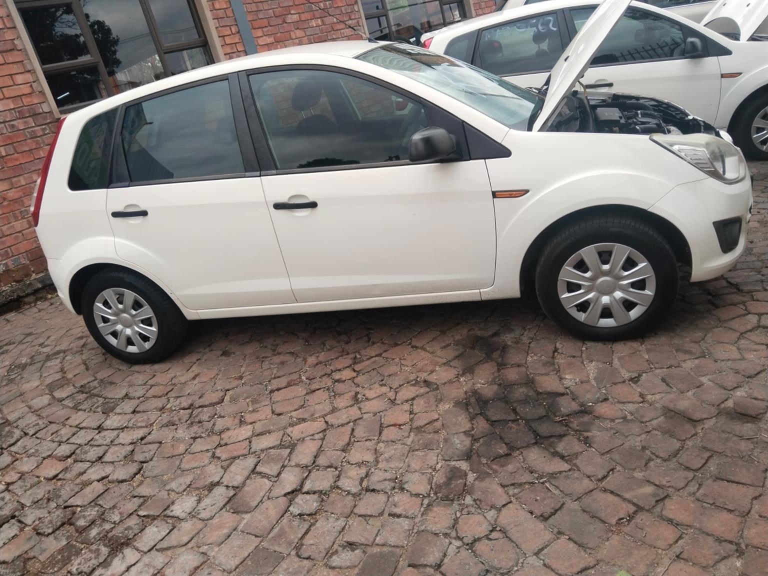 ford figo 1.4 amloiente 2016 FOR SALE - Private Seller ford figo 1.4 amloiente 2016 FOR SALE - Private Seller