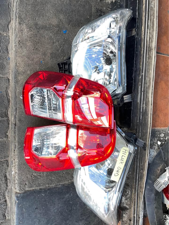 Toyota Hilux D4D headlights and taillights - Private Seller Toyota Hilux D4D headlights and taillights - Private Seller