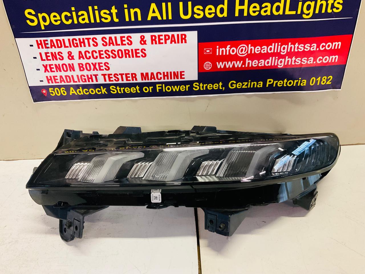 Suzuki Fronx left side LED daylight running light (2024) - Private Seller Suzuki Fronx left side LED daylight running light (2024) - Private Seller