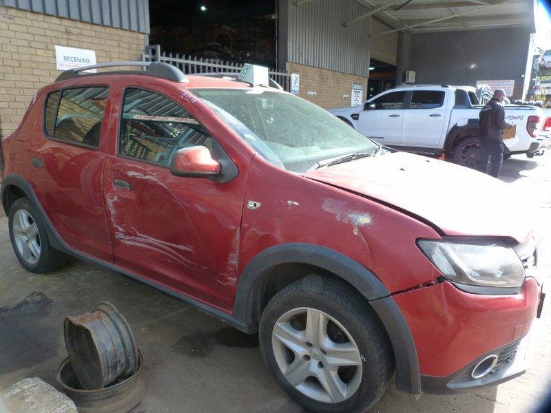 Renault Sandero 900T Manual Red - 2014 STRIPPING FOR SPARES - Private Seller Renault Sandero 900T Manual Red - 2014 STRIPPING FOR SPARES - Private Seller