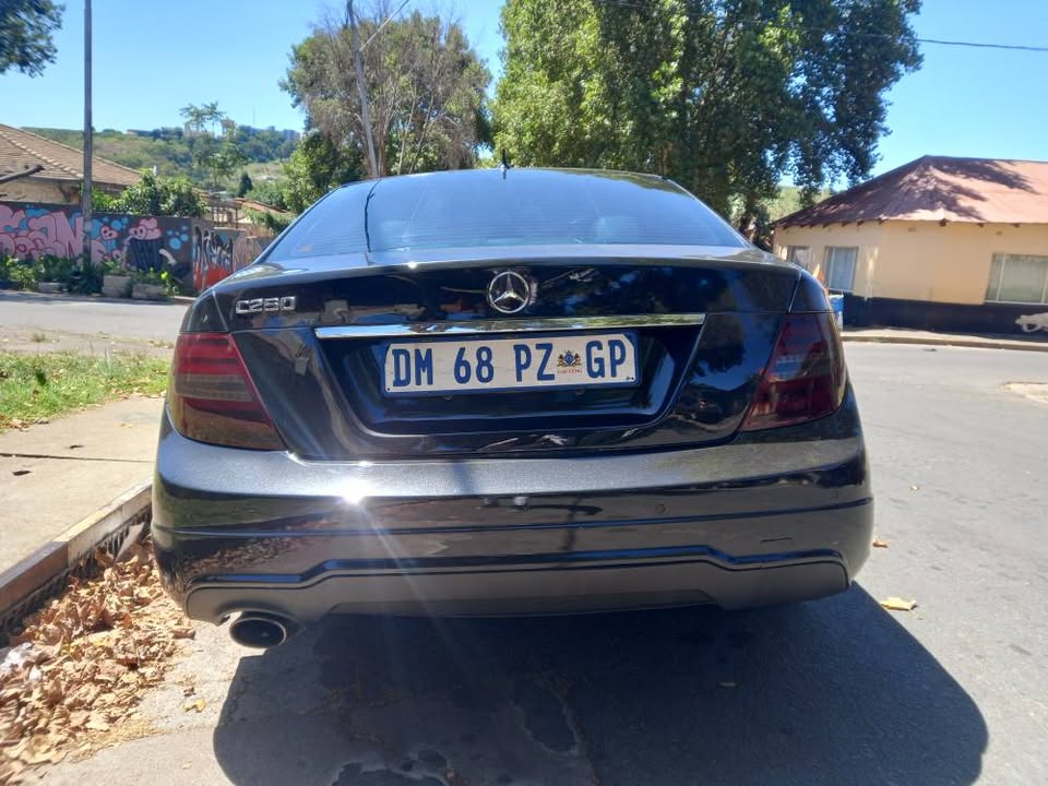 2014 MERCEDES BENZ C250 EFFICIENCY PETROL, AUTOMATIC, BLACK COLOR, MILEAGE 96000KMS