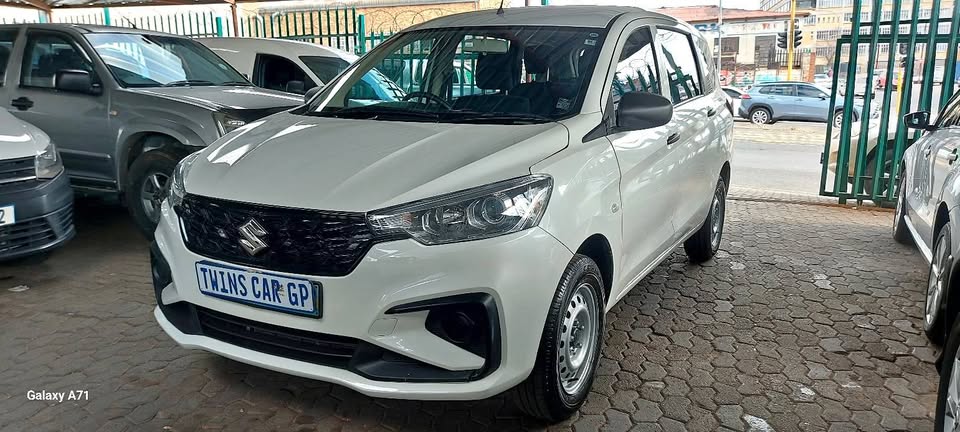 Suzuki Ertiga 1.5 vvt Manual Petrol 7seater