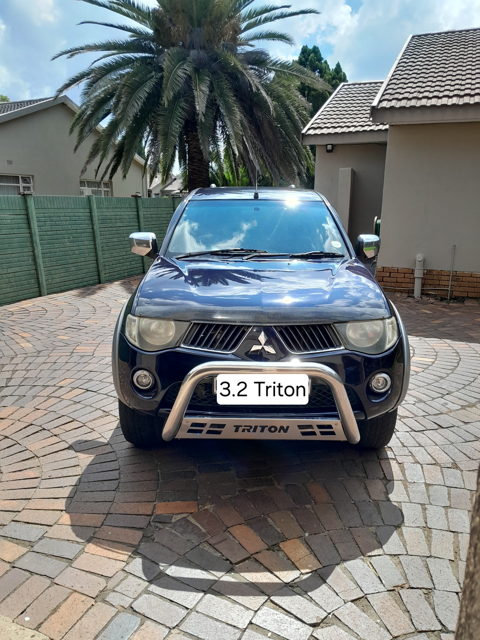 2010 Mitsubishi Triton 4X4 AT Double Cab