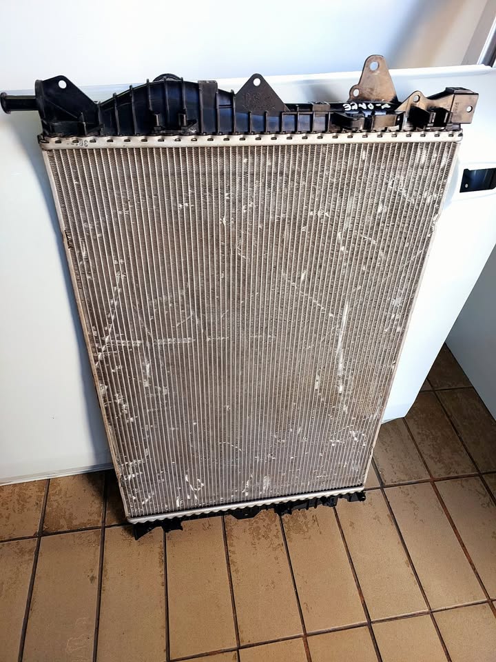 2022 RANGE ROVER EVOQUE RADIATOR FOR SALE SUPER CLEAN - Private Seller 2022 RANGE ROVER EVOQUE RADIATOR FOR SALE SUPER CLEAN - Private Seller