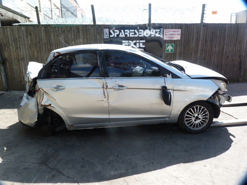Tata Bolt Sedan 1.4 XM5 Manual Silver - 2016 STRIPPING FOR SPARES - Private Seller Tata Bolt Sedan 1.4 XM5 Manual Silver - 2016 STRIPPING FOR SPARES - Private Seller