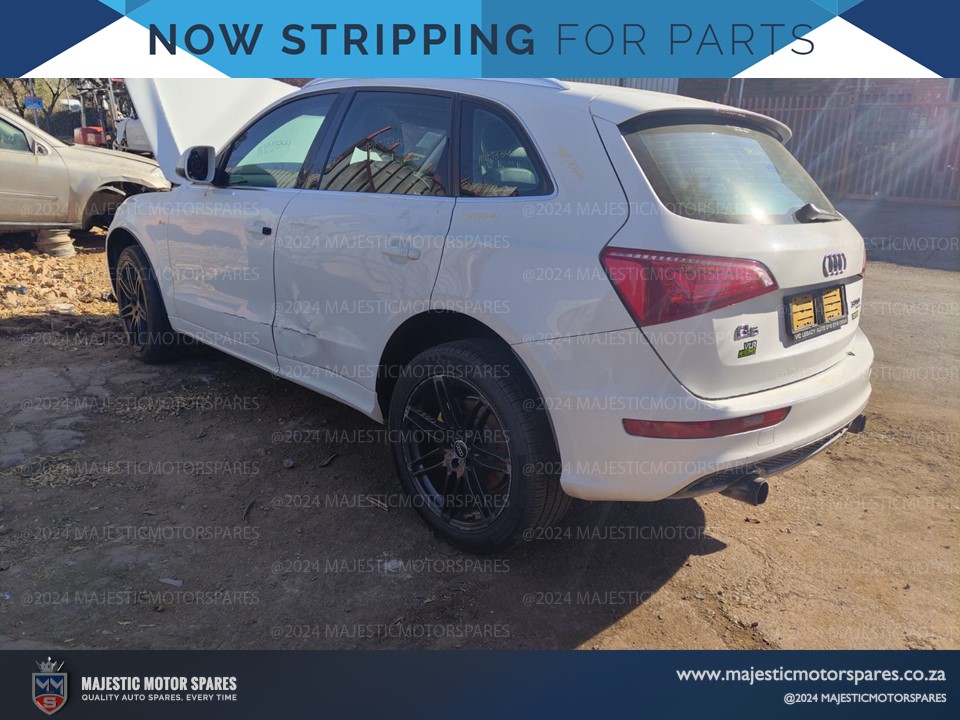 2013 Audi Q5 3.0 TDI CCW quattro used parts used spares for sale - Private Seller 2013 Audi Q5 3.0 TDI CCW quattro used parts used spares for sale - Private Seller