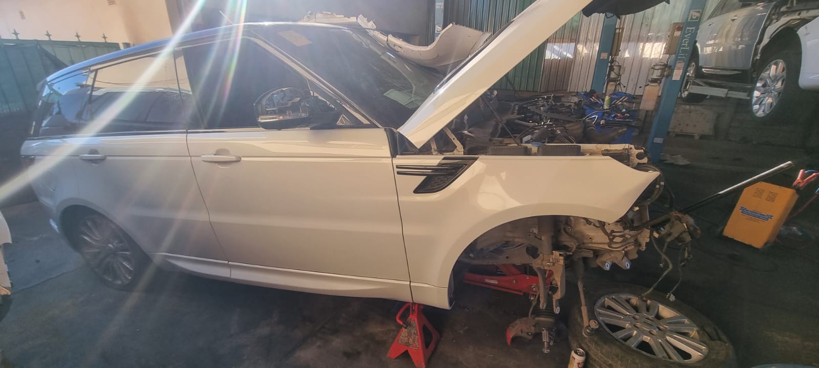 2017 Range Rover Sport 5.0l V8 S.C Stripping for Spares