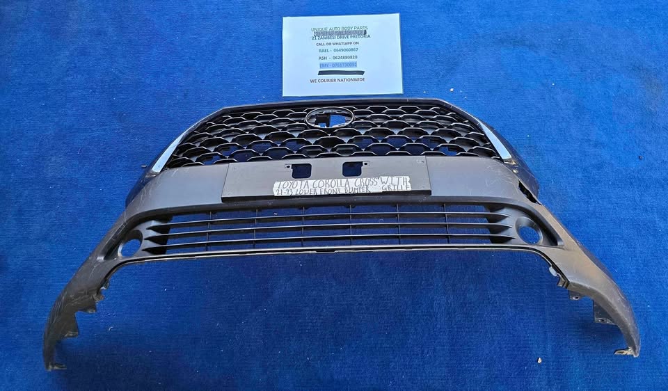 Toyota Corolla Cross Front Bumper and Grill - Private Seller Toyota Corolla Cross Front Bumper and Grill - Private Seller