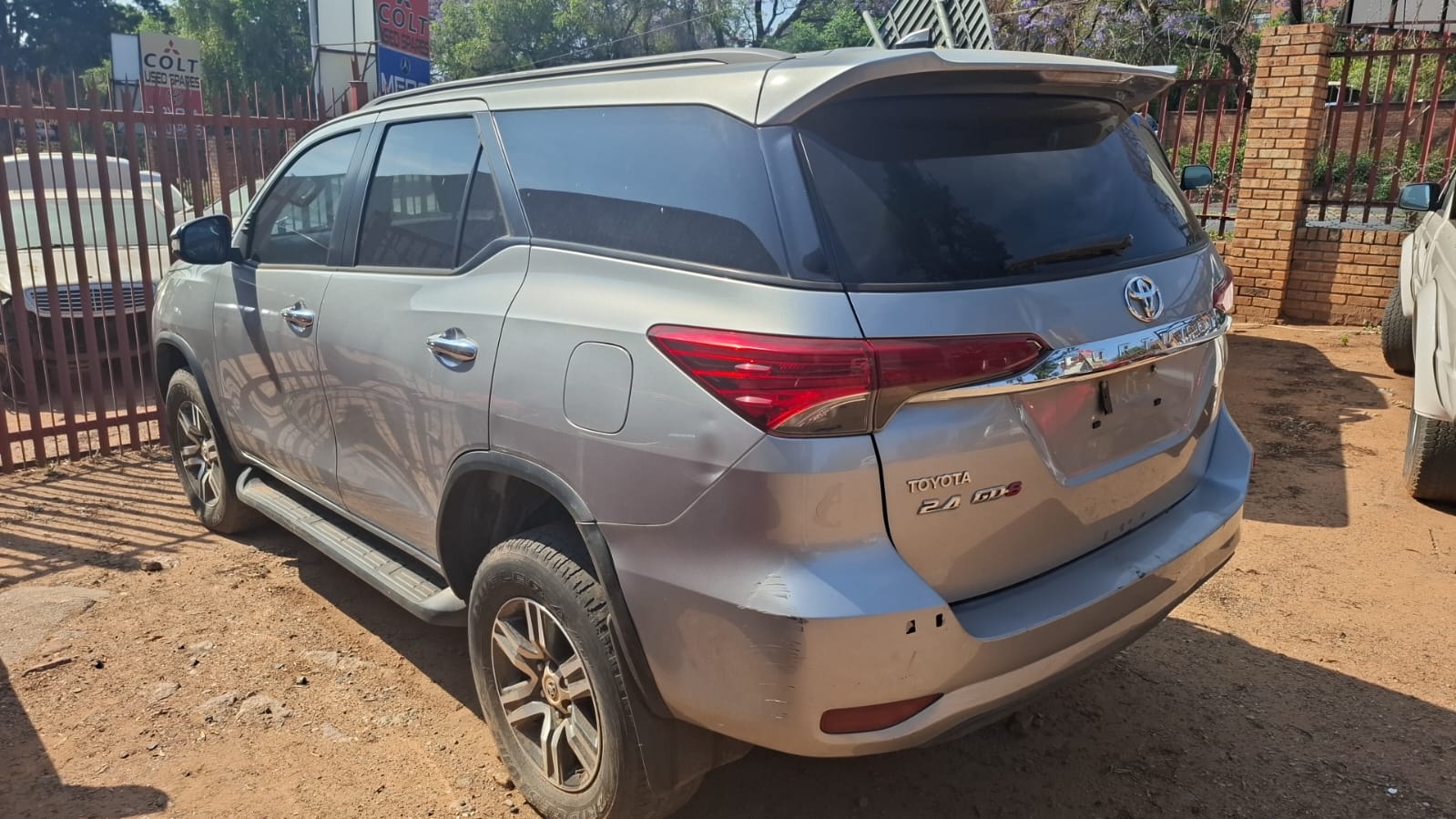 Now stripping a 2016 Toyota Fortuner GD6 2.4 Manual used spares used parts