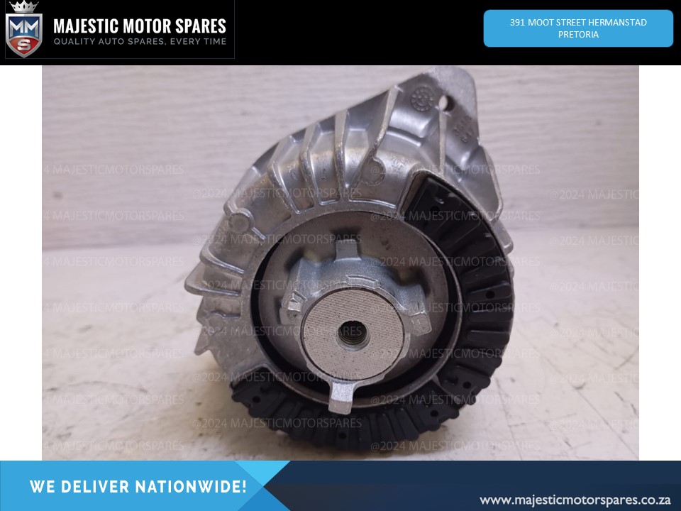 Mercedes Benz w204 diesel engine mounting for Sale - New