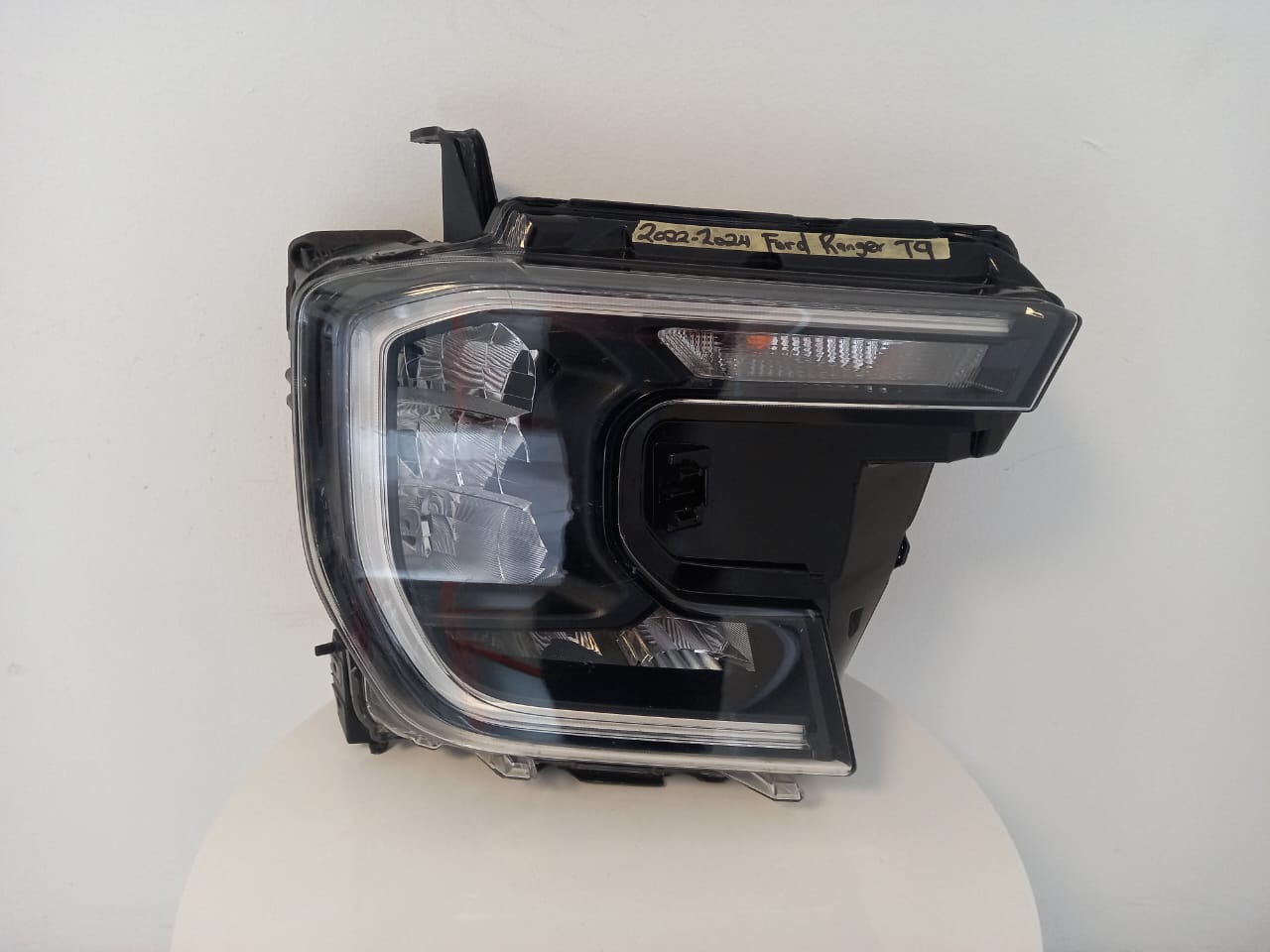 Ford Ranger T9 RHS LED Xenon Headlight (2022 - 2024) - Private Seller