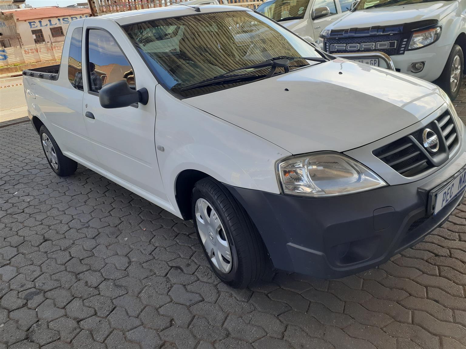 nissan np200 for sale by owner