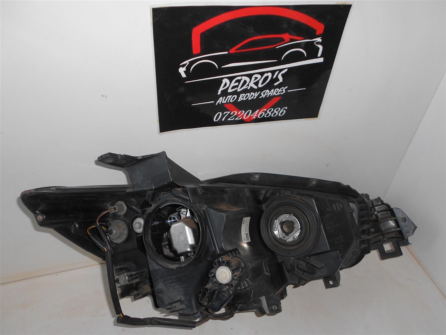Mazda CX 5 Xenon left Headlight