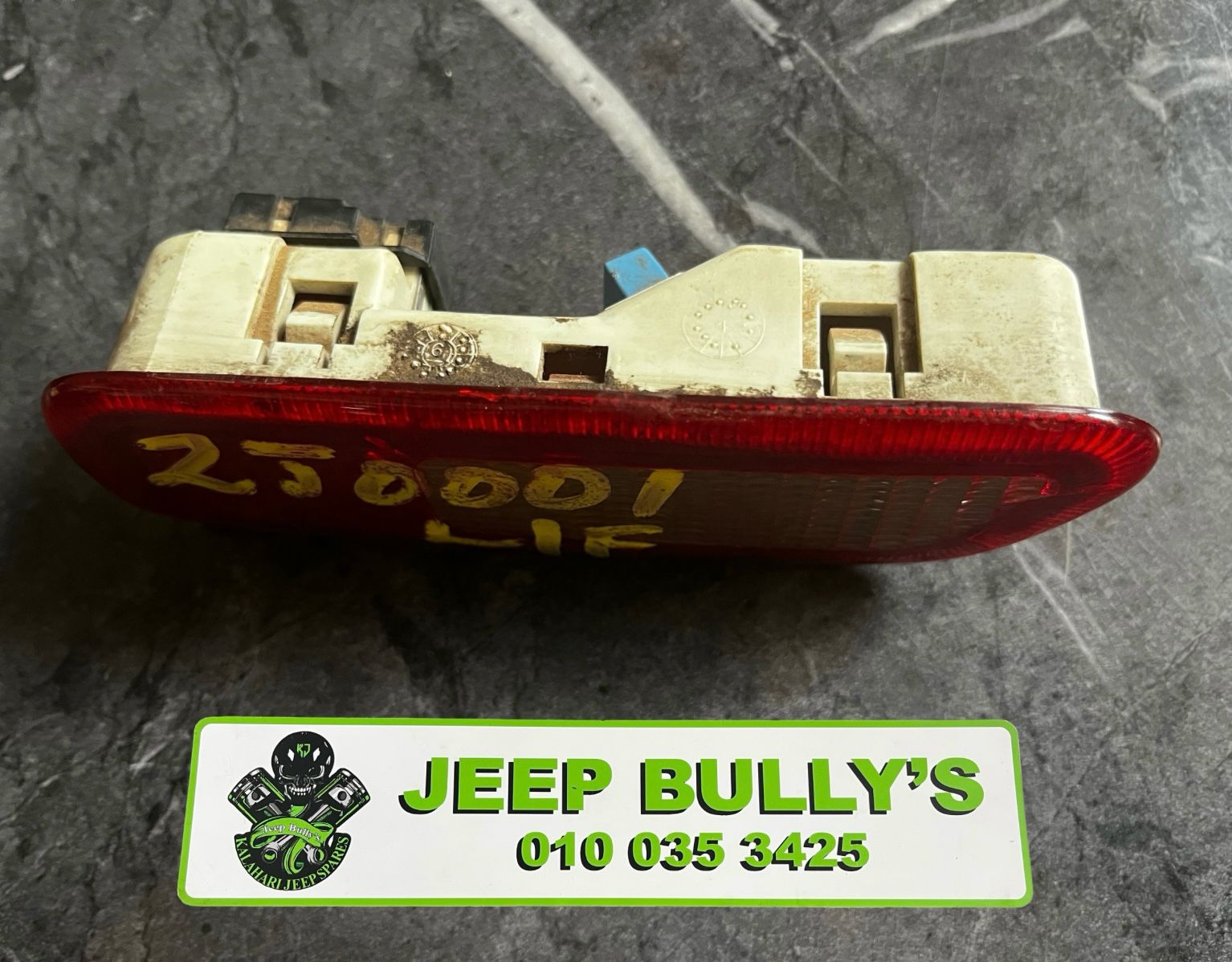 Jeep Grand Cherokee Zj Rear Foglights - Private Seller Jeep Grand Cherokee Zj Rear Foglights - Private Seller
