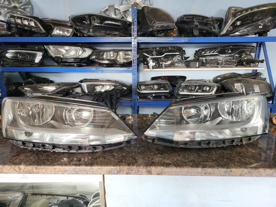 Jetta6/7 left and right headlight available for sale.