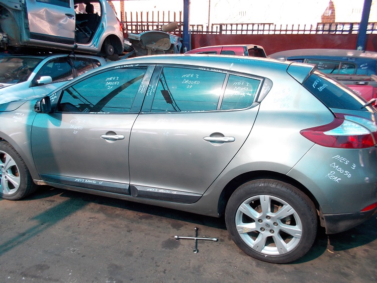 Renault Megane Iii 1 6 16v Stripping For Spare Parts Junk Mail Renault Megane Iii 1 6 16v Stripping For Spare Parts