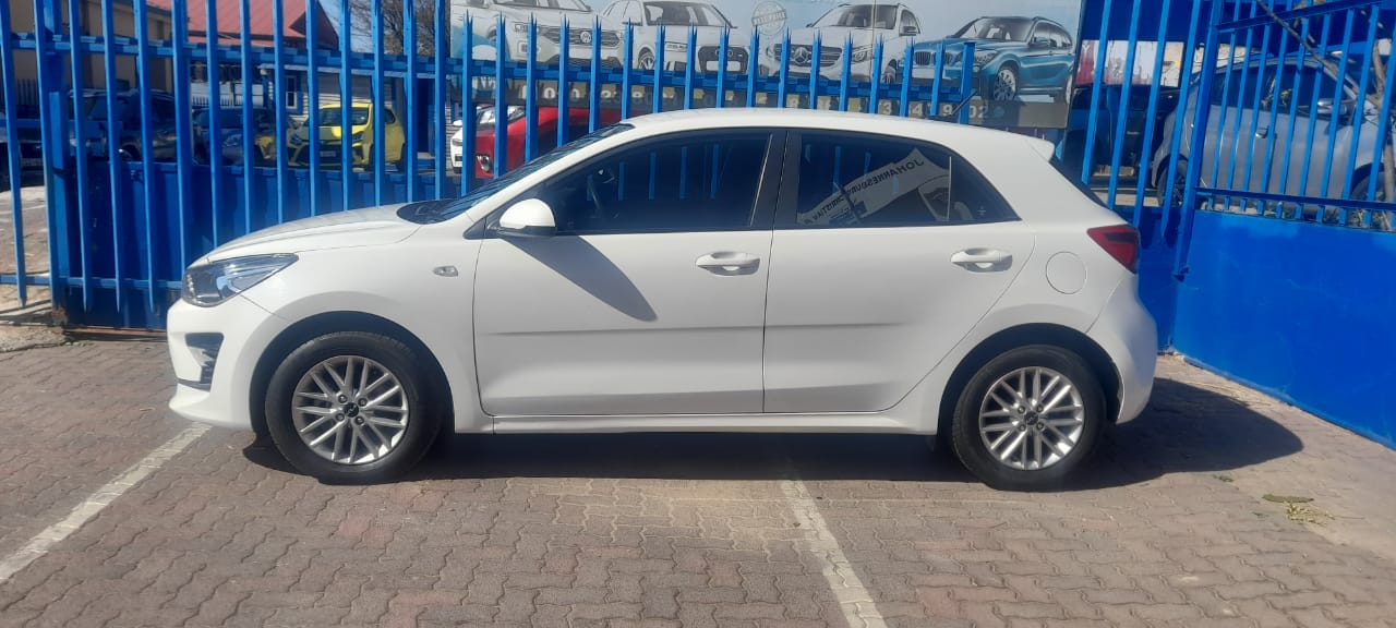 2021 KIA RIO 1.4 5dr tec