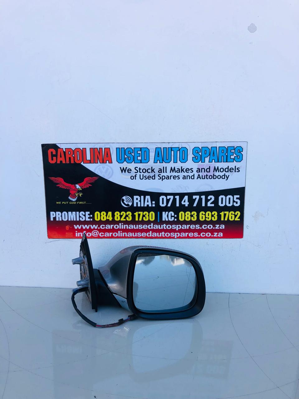 VW Amarok right side electronic mirror (7 wires) - Private Seller VW Amarok right side electronic mirror (7 wires) - Private Seller