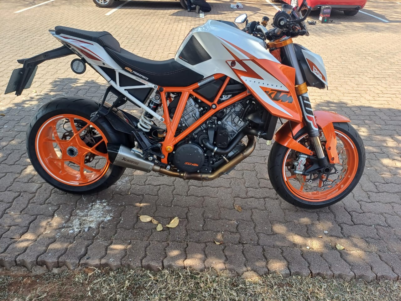 2016 KTM 1290 superDuke - Private Seller 2016 KTM 1290 superDuke - Private Seller