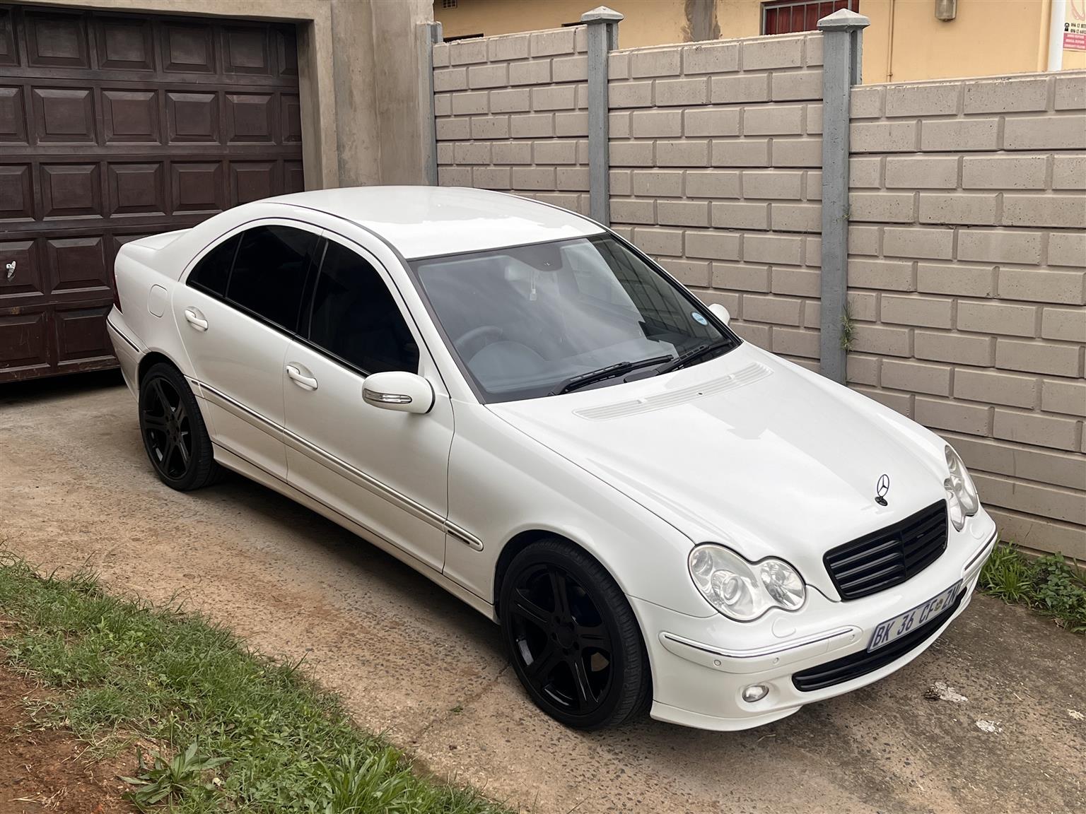 Used 2005 Mercedes-Benz C-Class C180 Avantgarde - Private Seller Used 2005 Mercedes-Benz C-Class C180 Avantgarde - Private Seller