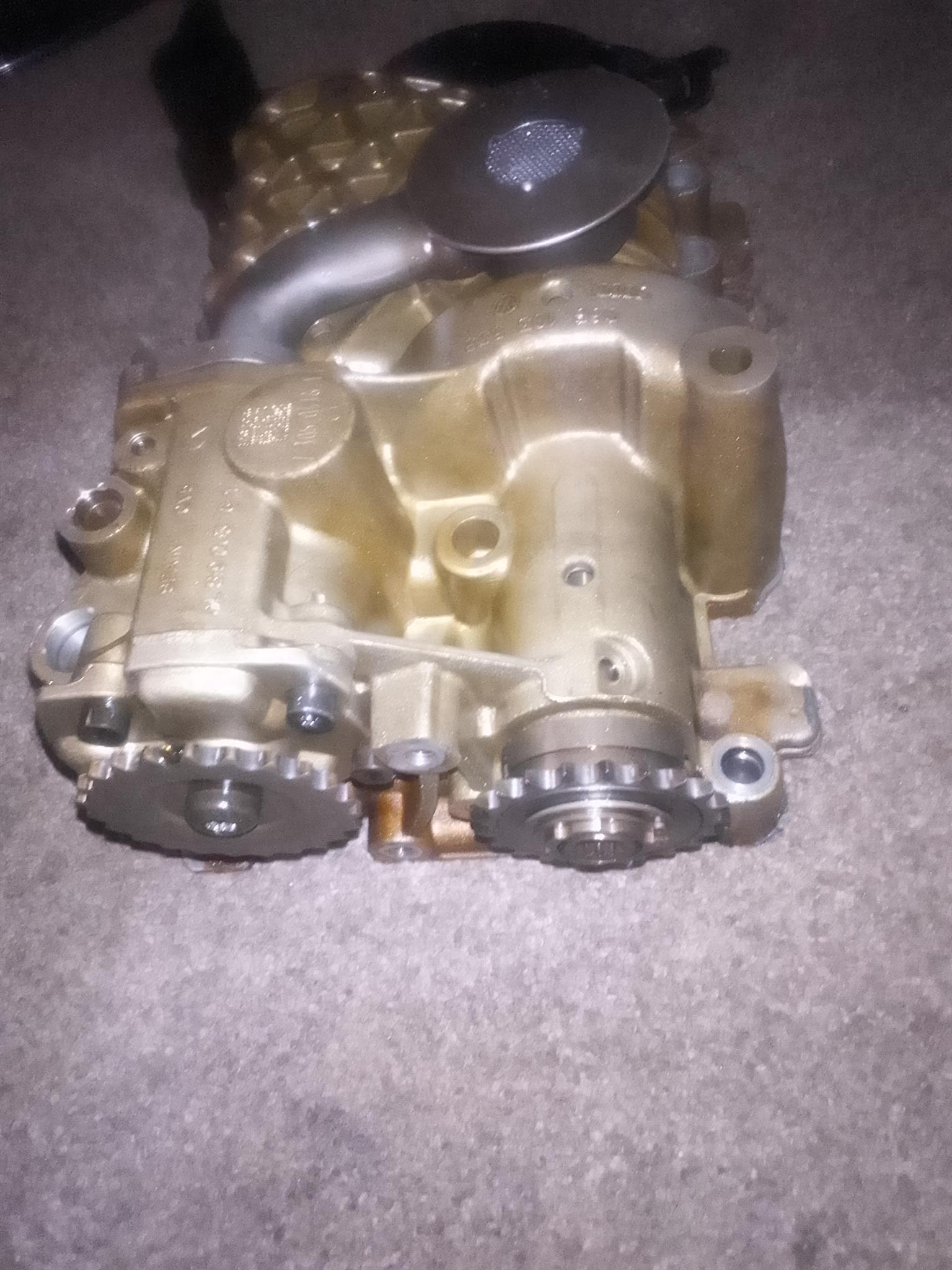 Oil Pump for Audi / Vw BWA, BHZ - Private Seller