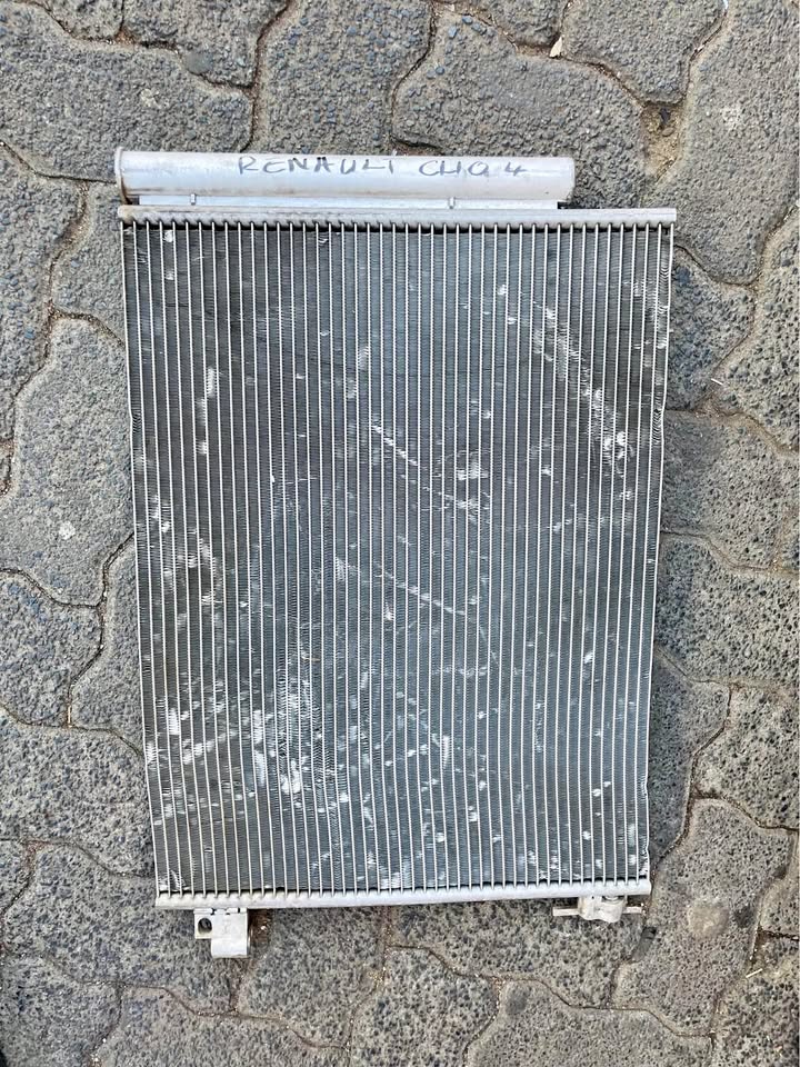Renault Clio 4 condenser - Private Seller Renault Clio 4 condenser - Private Seller