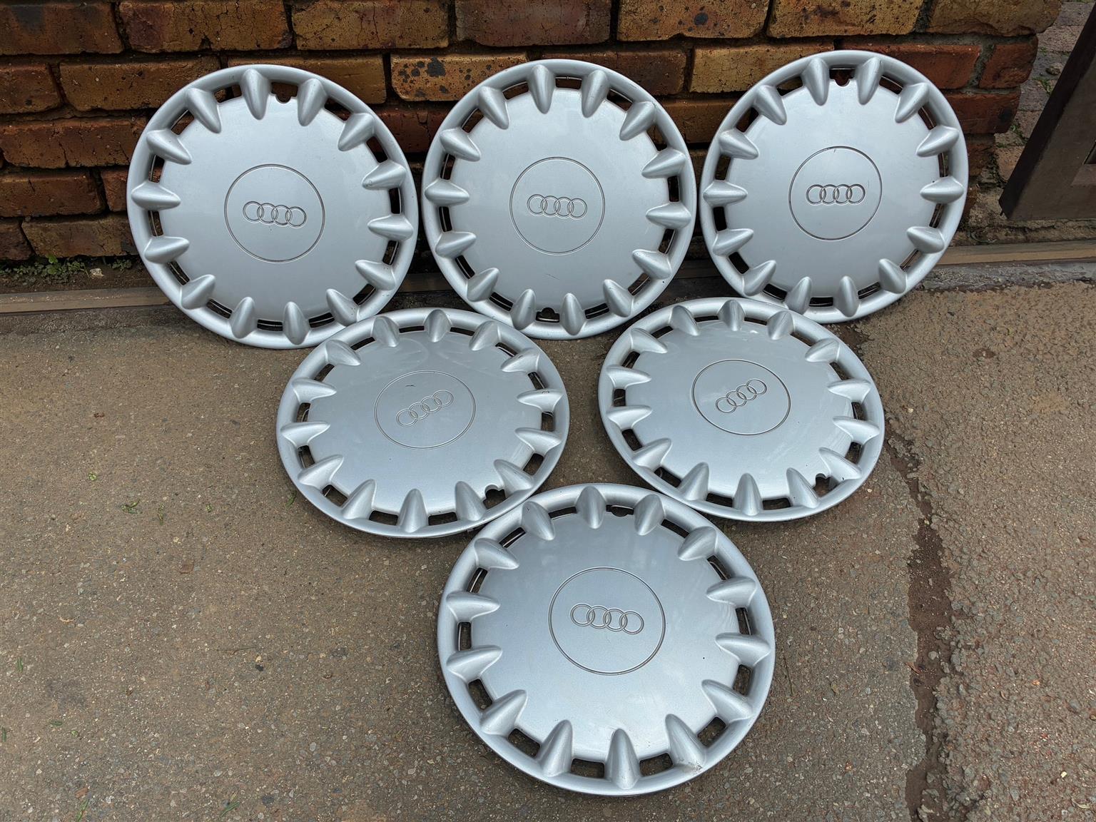 Audi Hubcaps 14" set of 6 - Private Seller Audi Hubcaps 14" set of 6 - Private Seller