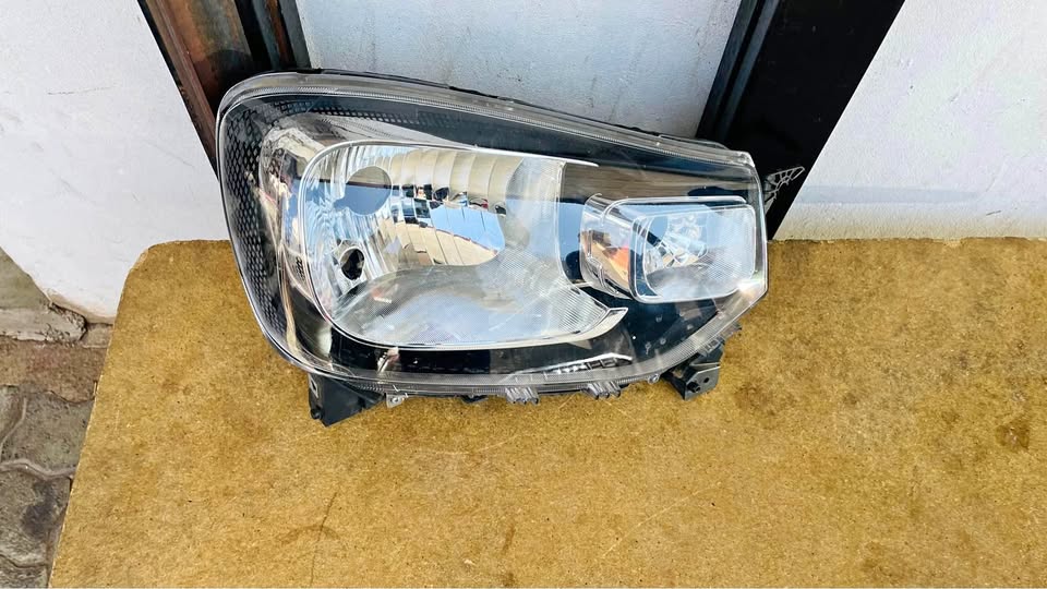 Suzuki S-Presso headlight - Private Seller Suzuki S-Presso headlight - Private Seller