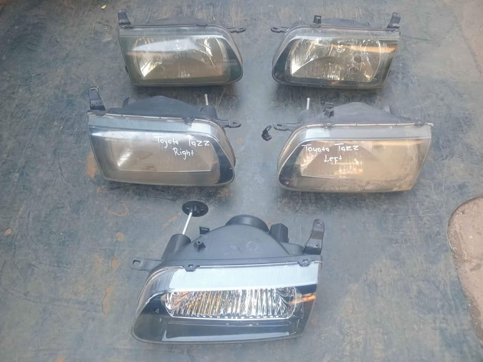 Toyota Tazz headlight for sale @ circle 7 used parts - Private Seller