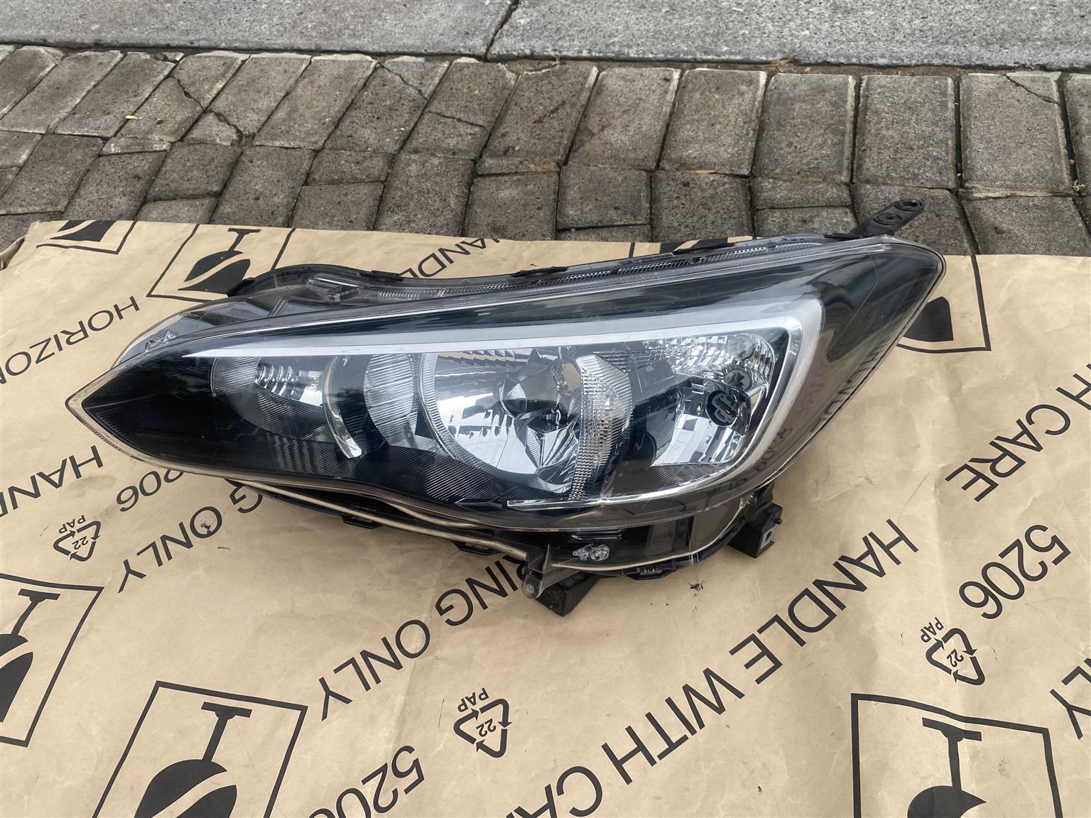 2019 SUBARU IMPREZA HALOGEN HEADLIGHT LEFT SIDE FOR SALE. IN EXCELLENT CONDITION - Private Seller