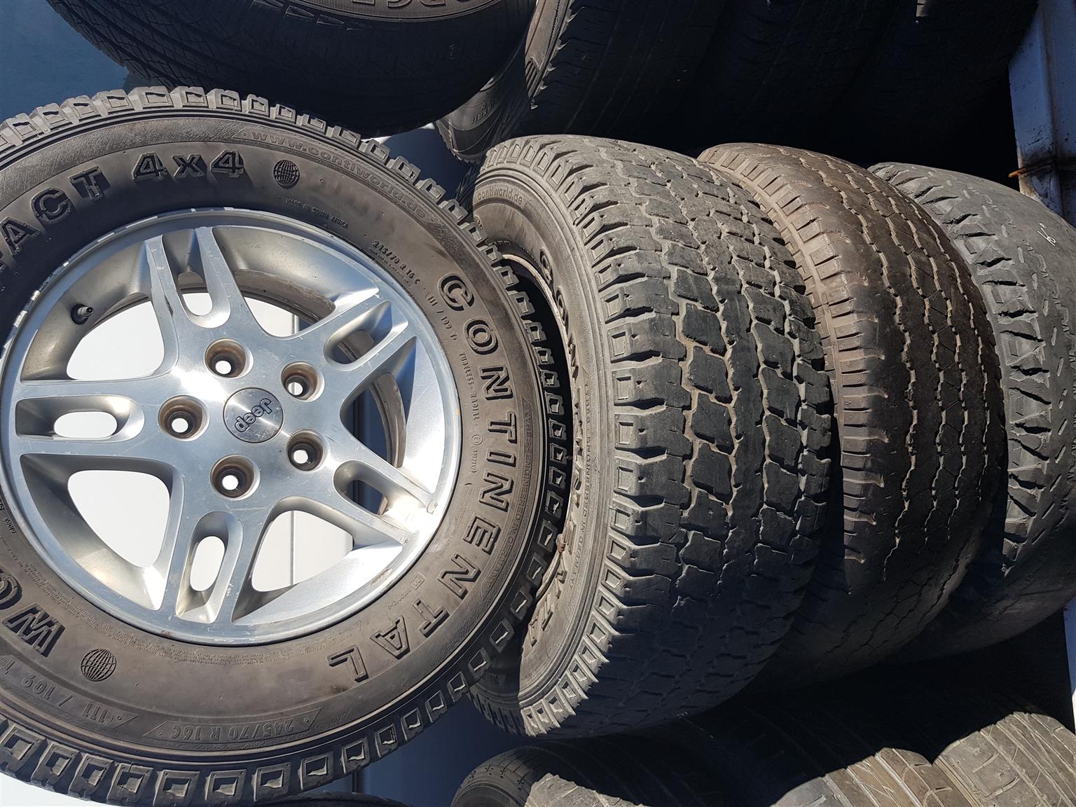 Jeep Mag Rims And Tyres 245 70r16 Junk Mail