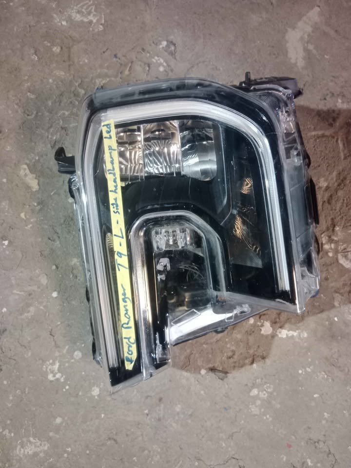 Ford Ranger T9 headlight - Private Seller Ford Ranger T9 headlight - Private Seller