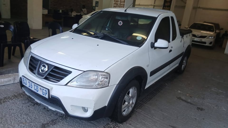 2010 NISSAN NP200 1.6 DIESEL FOR SALE