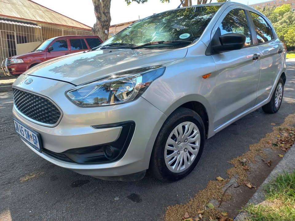 2019 FORD FIGO HATCHBACK 1.5 ENGINE PETROL, MANUAL, SILVER COLOUR, MILEAGE 88000KMS, PRICE