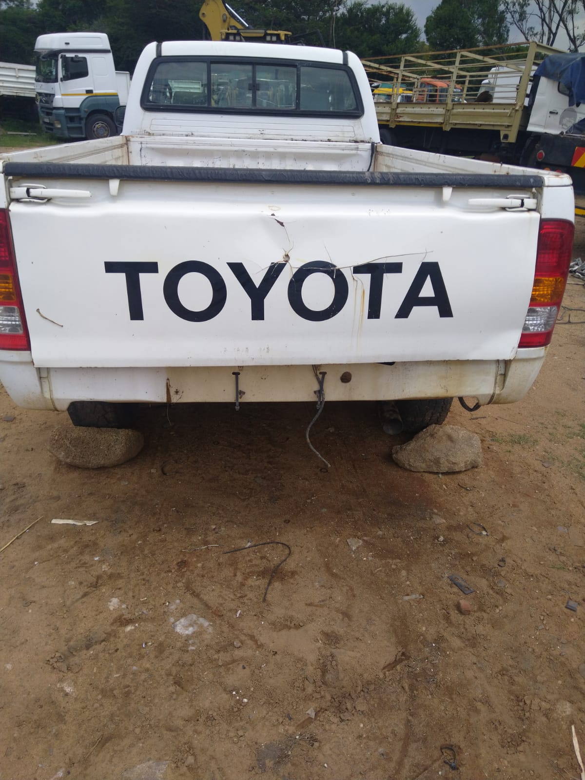 Used 2008 Toyota Hilux 2.7 single cab S - Private Seller
