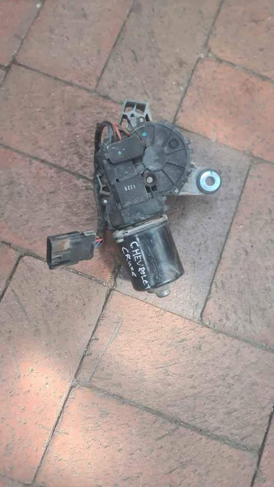 Chevrolet cruze wiper motor