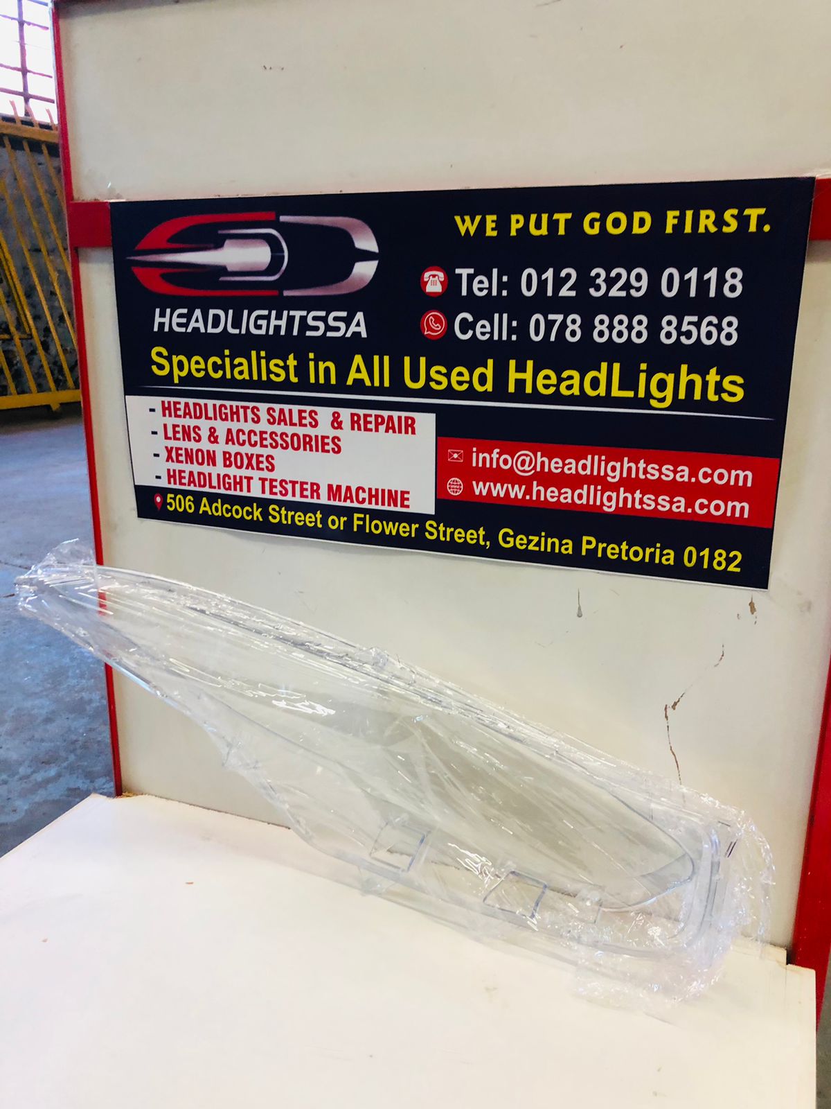 Mazda 3 left side side headlight lens - Private Seller Mazda 3 left side side headlight lens - Private Seller