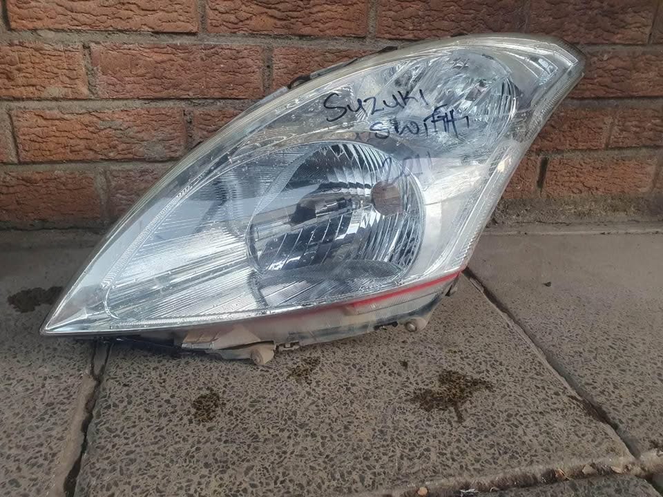 Suzuki swift headlight - Private Seller Suzuki swift headlight - Private Seller