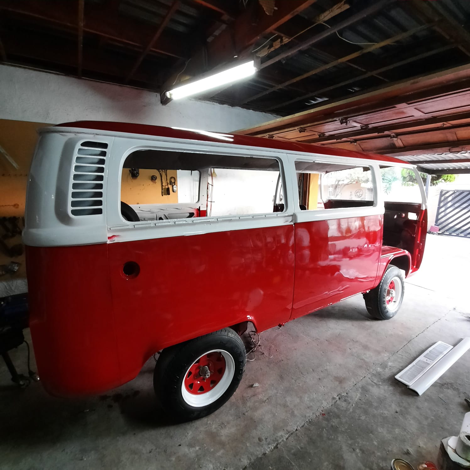 Vw Bay Window Kombi for sale Junk Mail